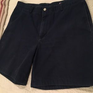 Vineyard Vines Navy Blue shorts